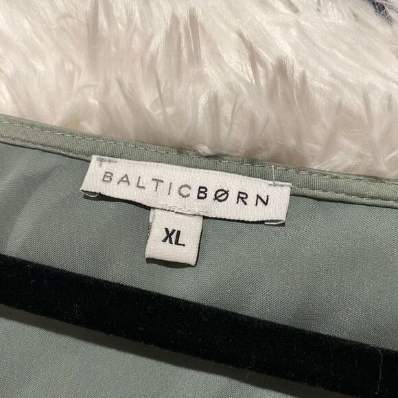 Baltic Born Gabriella Satin Midi Dress in Eucalyptus Green Extra Large - Picture 8 of 8